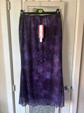 Romwe midi skirt **BNWT**